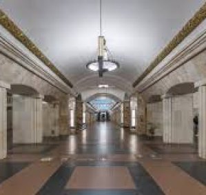 Метро «Курская» 5 минут пешком