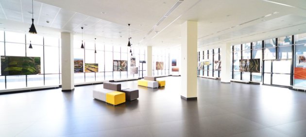 Высота потолков: 3,5–4,2 м