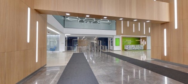 Высота потолков – 2,9–3,2 м