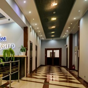 Высота потолков: 3,0–3,5 м