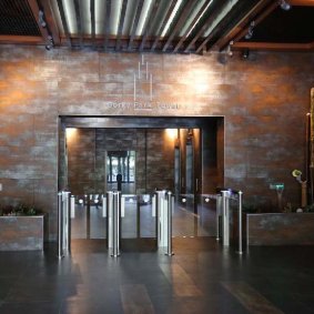 Круглосуточная охрана, видеонаблюдение и контроль доступа