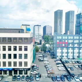 Наземная парковка