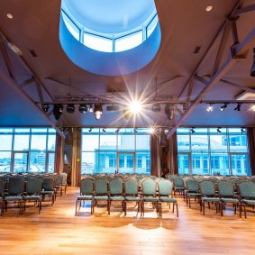 Конференц-залы с мультимедийным оборудованием