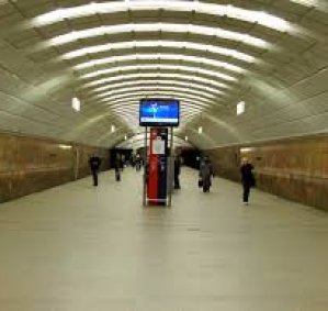 Метро «Сходненская» 2 минуты пешком