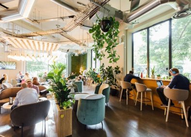 Коворкинг-зона с lounge-пространством