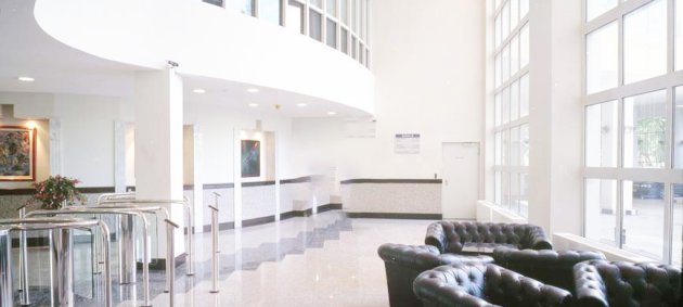 Высота потолков 3.0-3.7 м