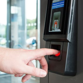 Биометрический контроль доступа