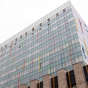 Современный стиль с панорамным остеклением